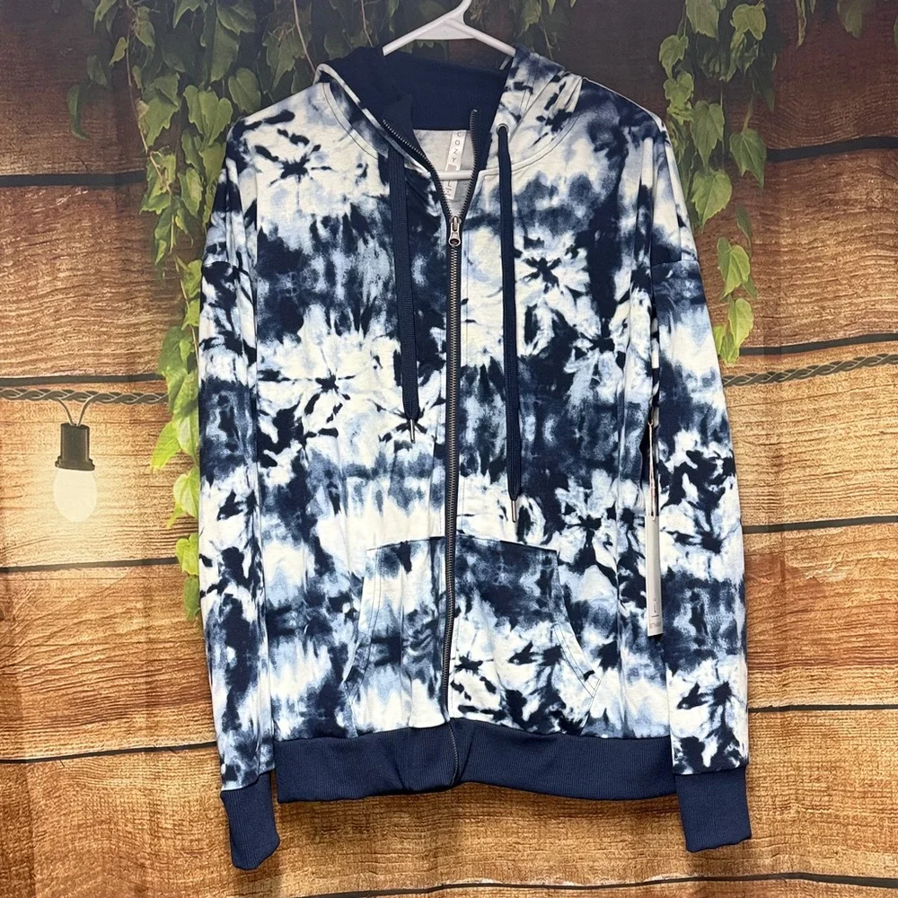 🆕LuLaRoe Blue Tie-Dye Hoodie Jacket - Picture 1 of 4